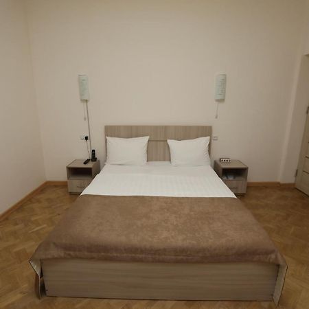 Alba Hotel Jerevan Eksteriør bilde
